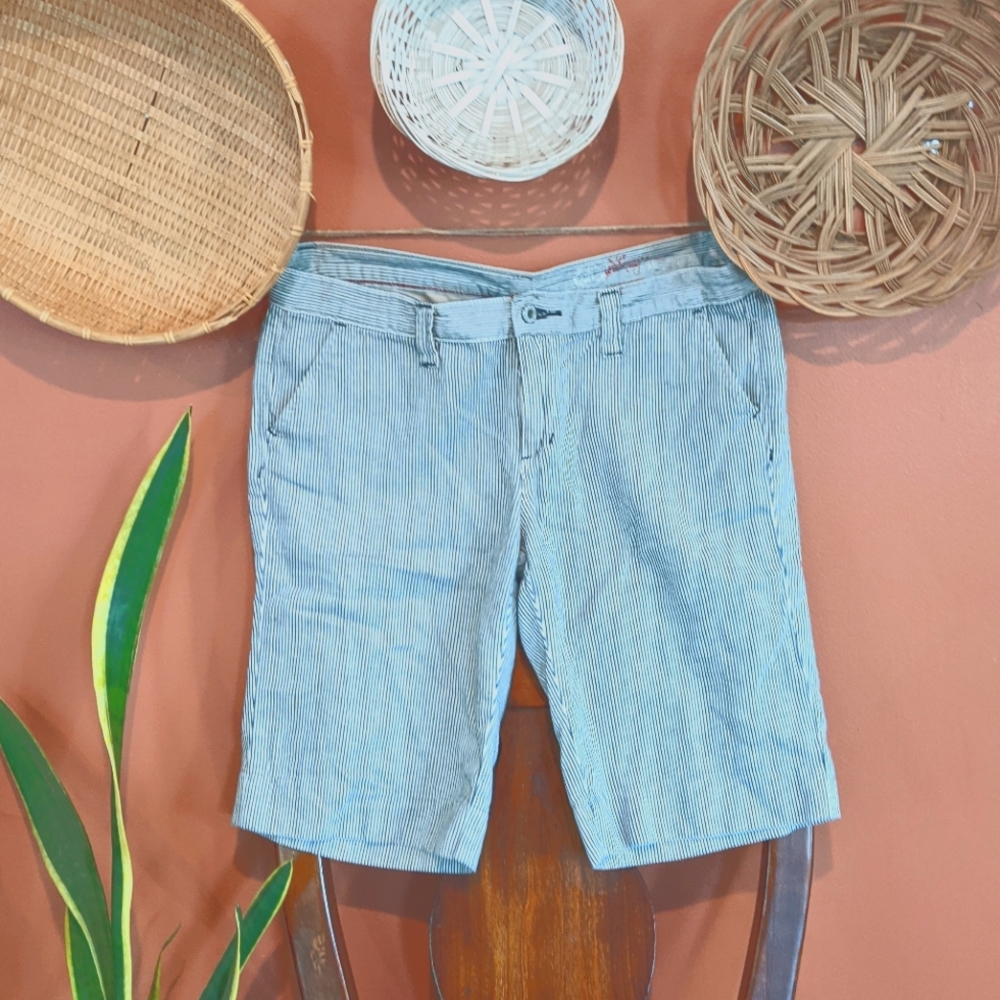 Women's size 10 shorts